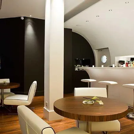 Le Grand Balcon 4*