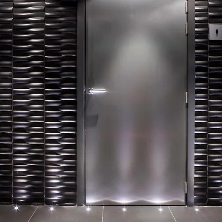 لو غران بالكون 4*