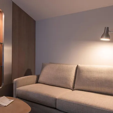 Le Grand Balcon Отель 4*