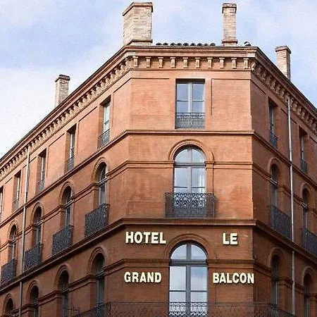 Le Grand Balcon Hotel 4*