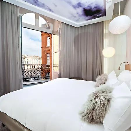 Le Grand Balcon