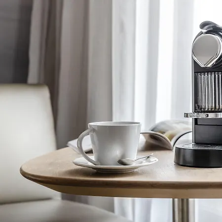 호텔 Le Grand Balcon 4*