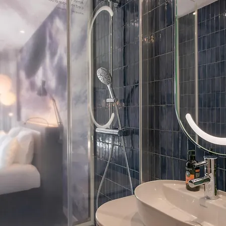 Le Grand Balcon Hotel
