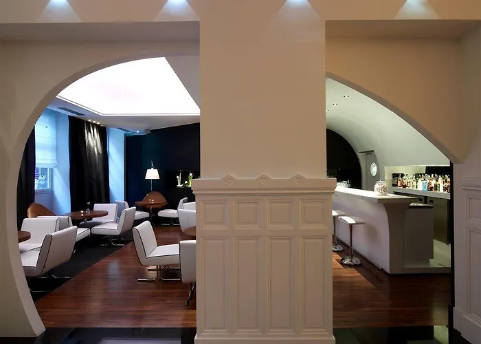 Hotel Le Grand Balcon Toulouse