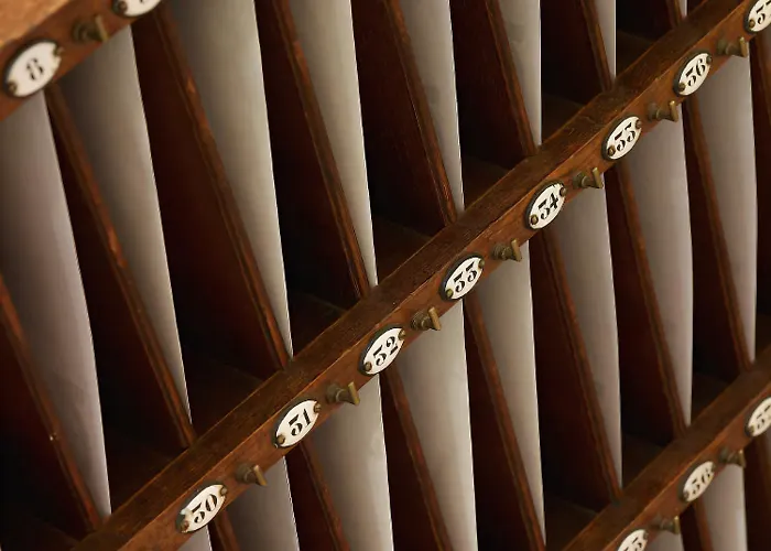 ル グラン バルコン 4* トゥールーズ