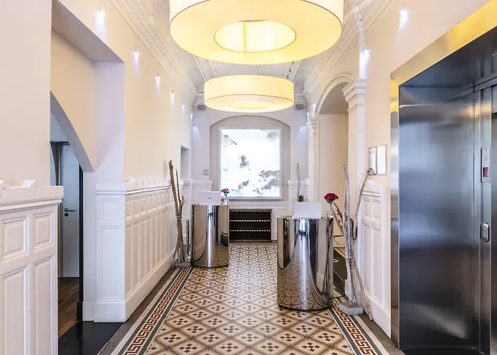 ホテル ル グラン バルコン トゥールーズ