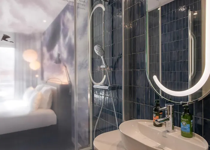 Le Grand Balcon Hotel