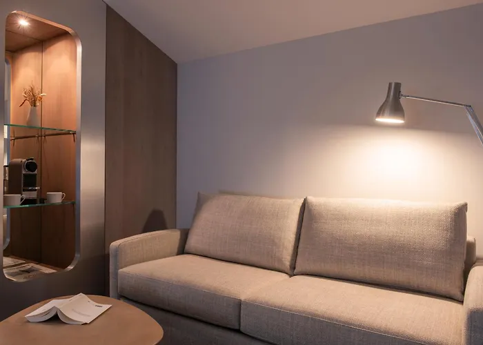 Le Grand Balcon Hotel 4*