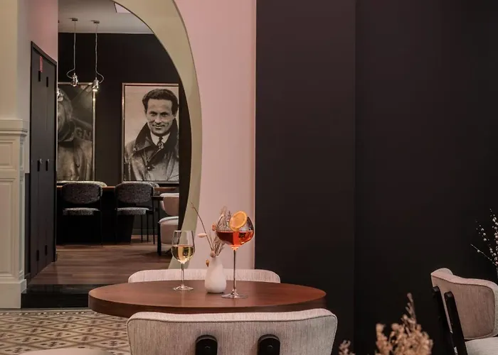 Le Grand Balcon Hotel 4*