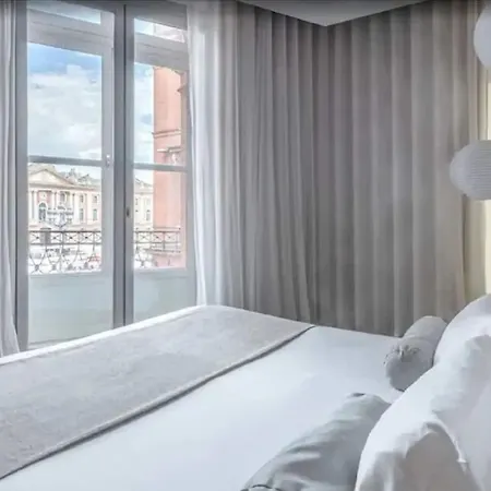 Hotell Le Grand Balcon Toulouse